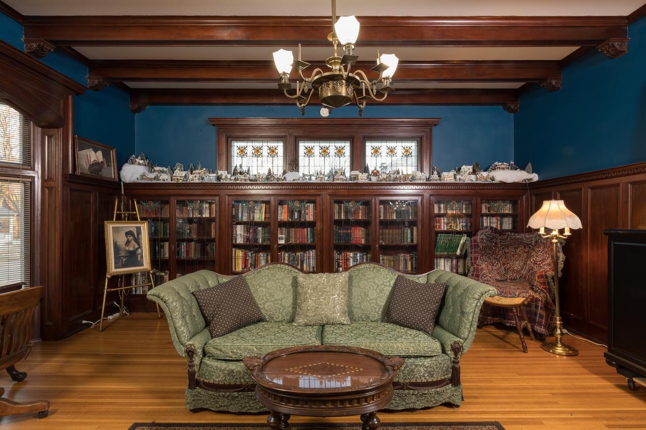 Couette-café Ringling House
