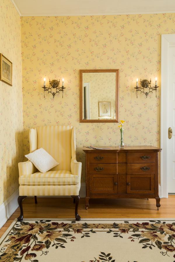 Ringling House Couette-café 3*